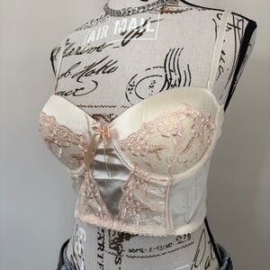 Vintage Y2K cream lace mesh coquette girl bralette top